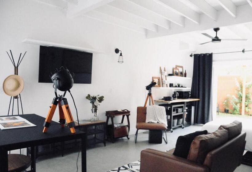 스탠다드 스튜디오 정원 전망, Inn Santa Clara