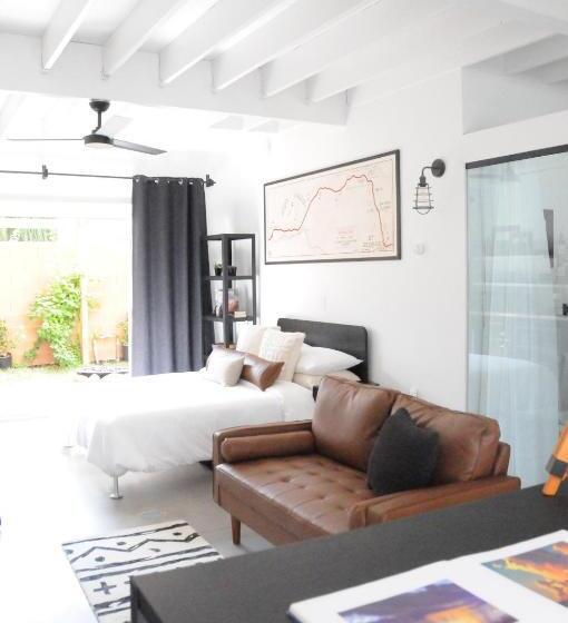 스탠다드 스튜디오 정원 전망, Inn Santa Clara