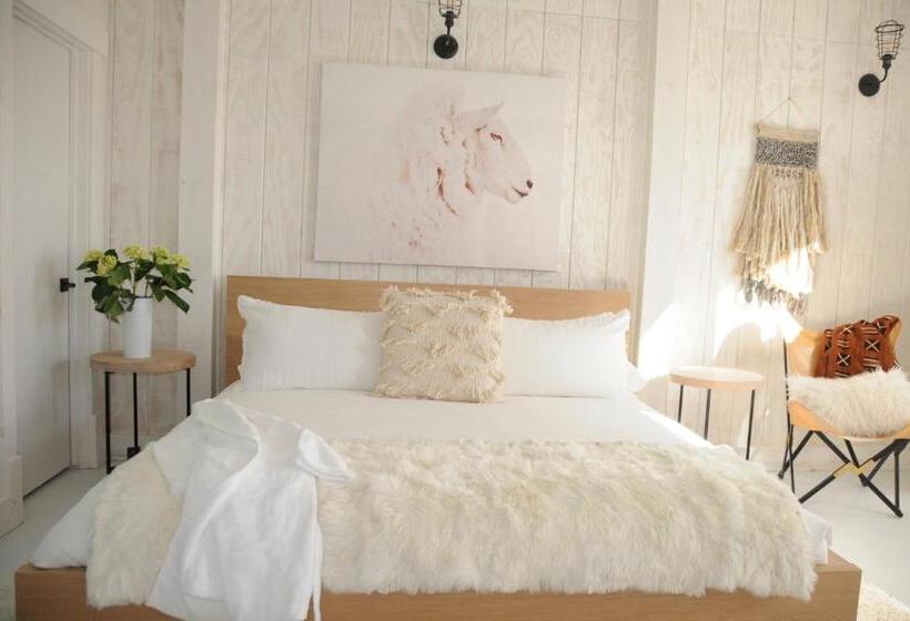 스탠다드 스튜디오 킹침대, Inn Santa Clara