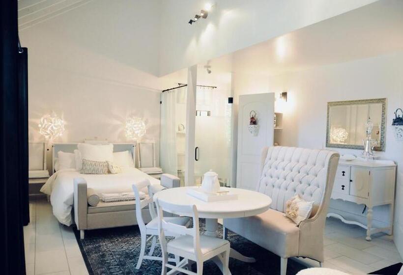 스탠다드 스튜디오 (테라스구비), Inn Santa Clara