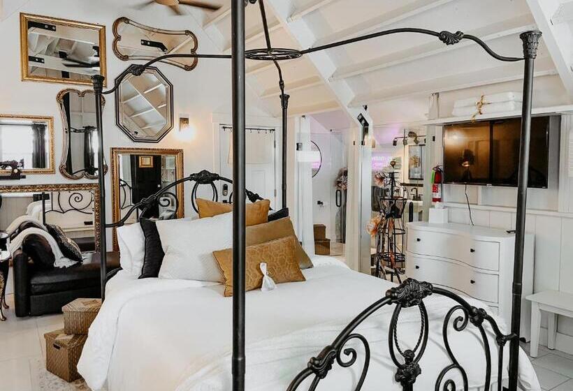 Студия Superior, Inn Santa Clara