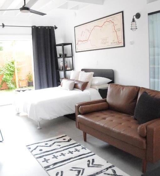 스탠다드 스튜디오 정원 전망, Inn Santa Clara