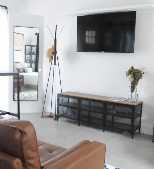 스탠다드 스튜디오 정원 전망, Inn Santa Clara