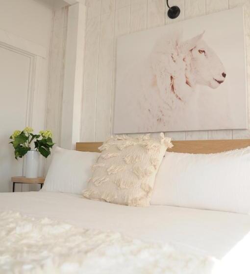 스탠다드 스튜디오 킹침대, Inn Santa Clara