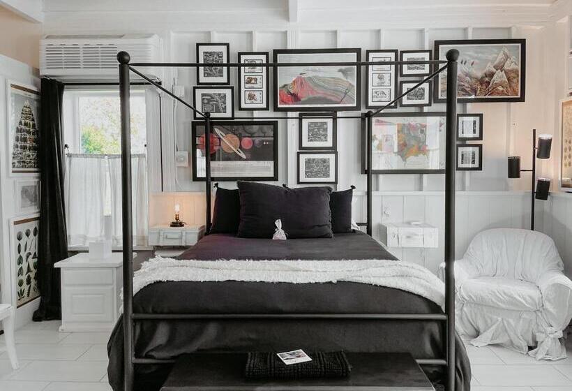 스탠다드 스튜디오, Inn Santa Clara