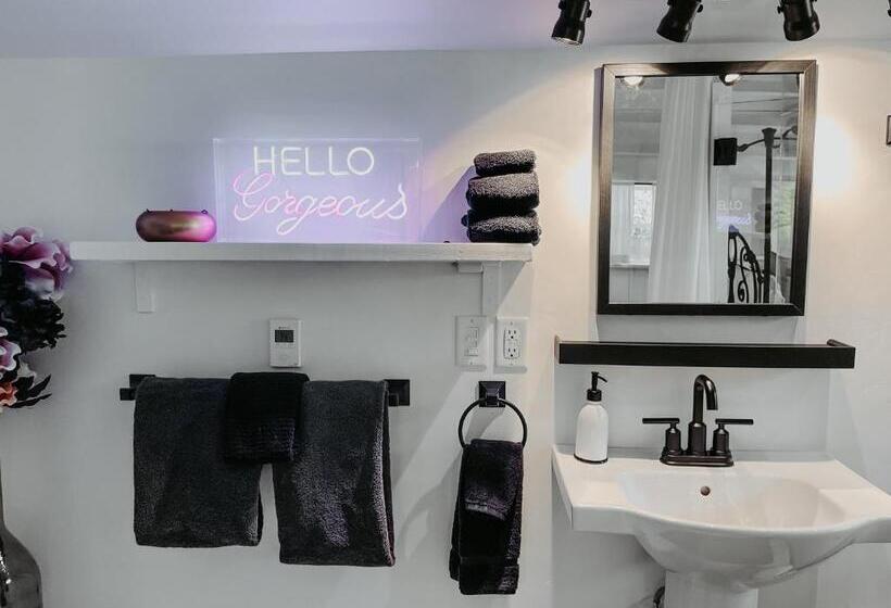 수피리어 스튜디오, Inn Santa Clara