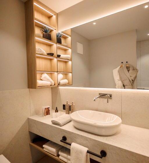 Номер Superior Кровать Кинг, Nouri