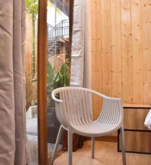 חדר דלוקס, Momento Bangtao Beach