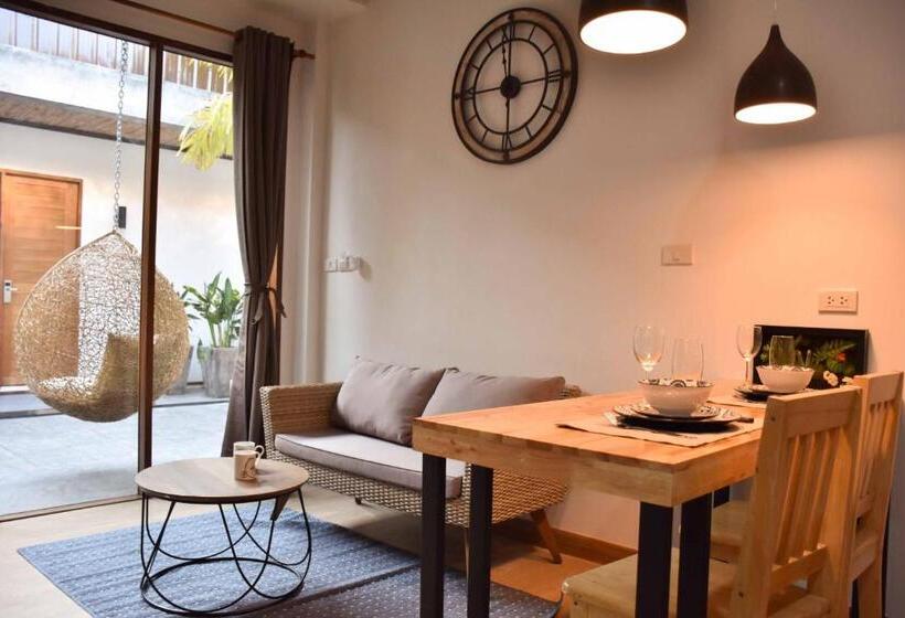 חדר סופריור עם מיטת קינג, Momento Bangtao Beach