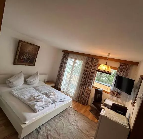 スタンダードルーム, Austrian Motel Heiss