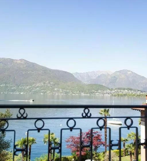 Superior room with lake view, Boutique Hotel Villa Sarnia