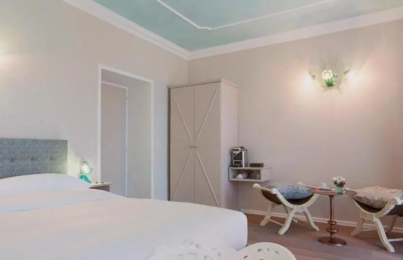 レイクビュースタンダードルーム, Boutique Hotel Villa Sarnia