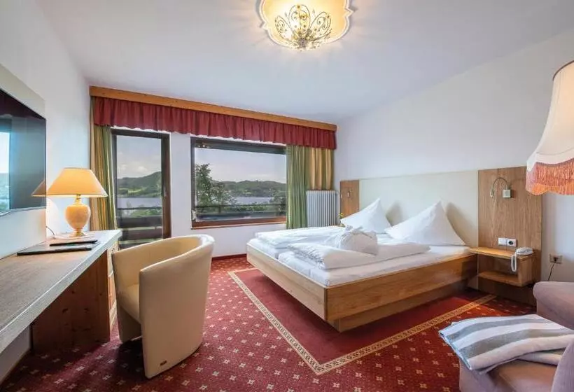 レイクビュースタンダードルーム, Gasthof Hotel Bramosen