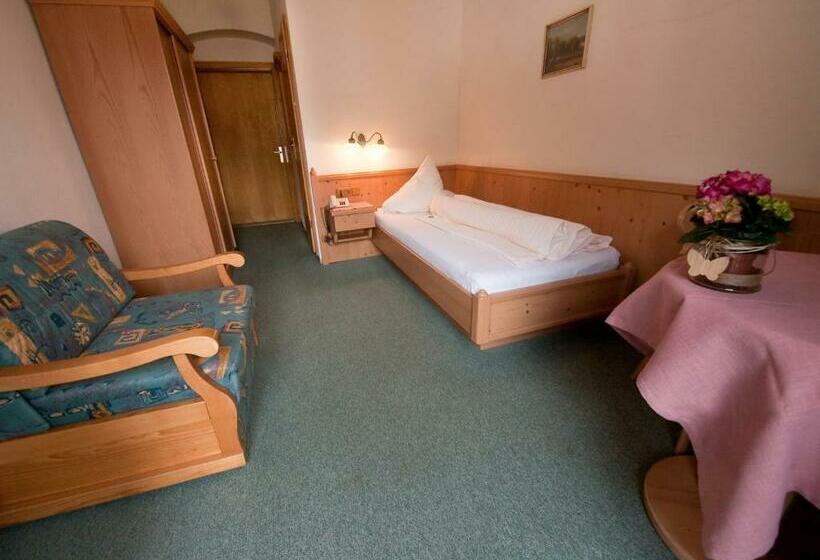 غرفة قياسية فردية, 3 Mohren