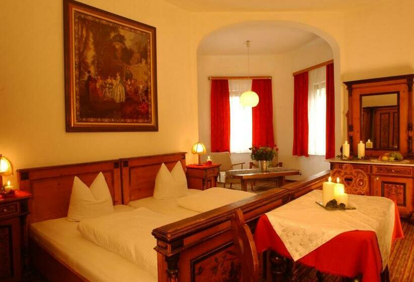 غرفة سوبيريور, 3 Mohren