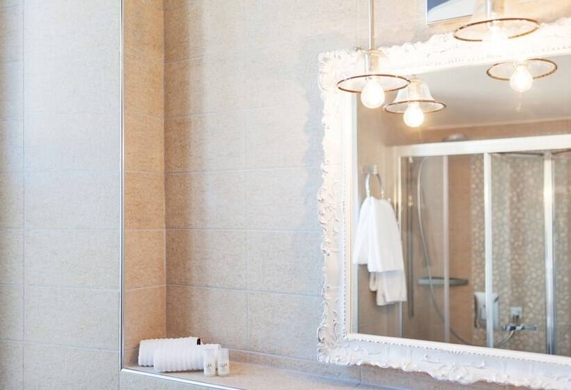 غرفة سوبيريور, Boutique Hotel Villa Sarnia