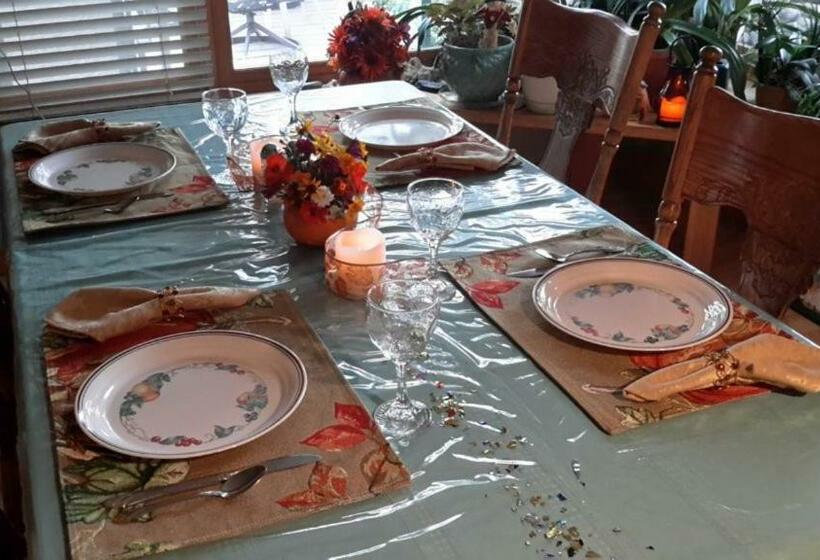 غرفة قياسية حمام مشترك, Creek Side Bed And Breakfast