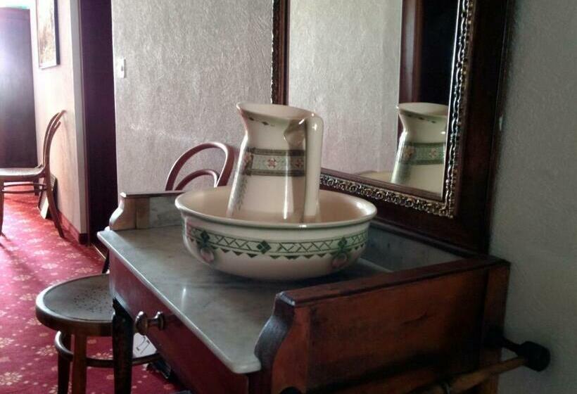 Standart Oda, Croix D Or Et Poste   Historisches