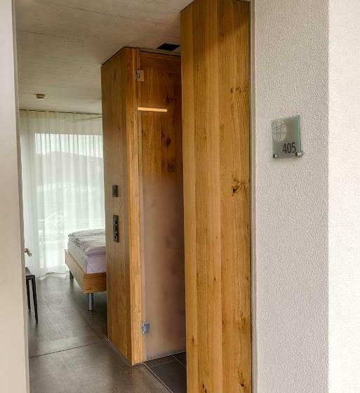 Номер Стандарт Индивидуальный с Балконом, Frauenfeld