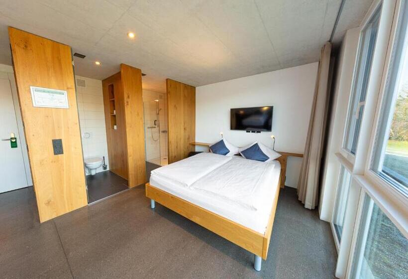 Семейный Номер, Frauenfeld