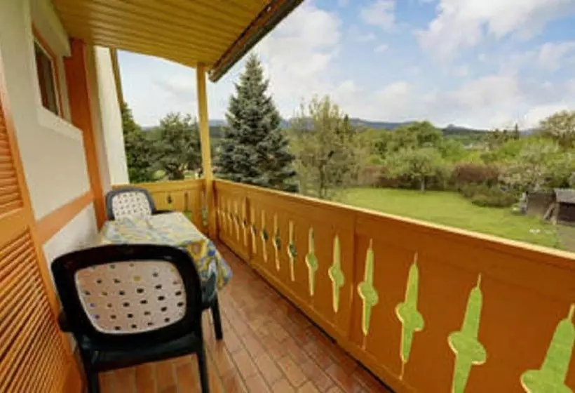 コンフォートルーム, Frühstückspension Haus Golker