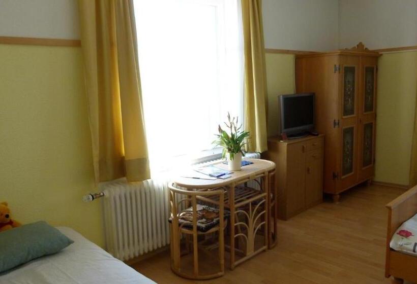 Семейный Номер, Landhotel Sonnenhof Motorradkrauk
