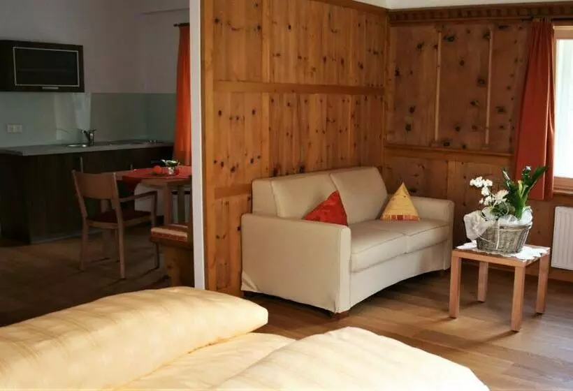 デラックスルーム, Gasthof Kronburg