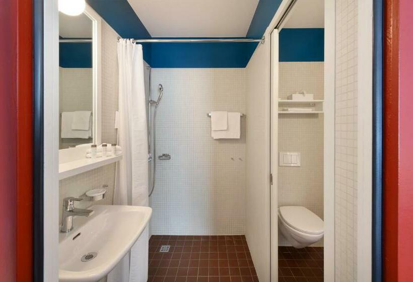 高级大房间, Im Schlosspark