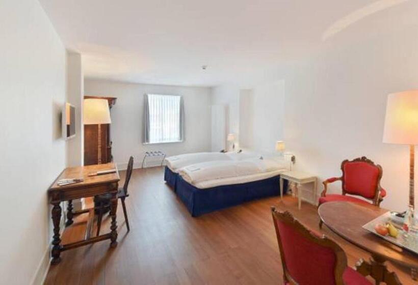 高级大房间, Im Schlosspark