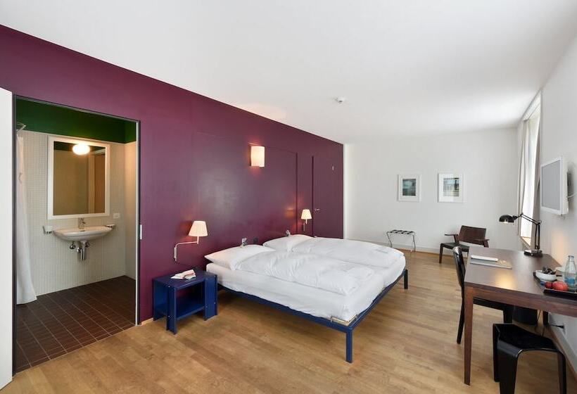 高级大房间, Im Schlosspark