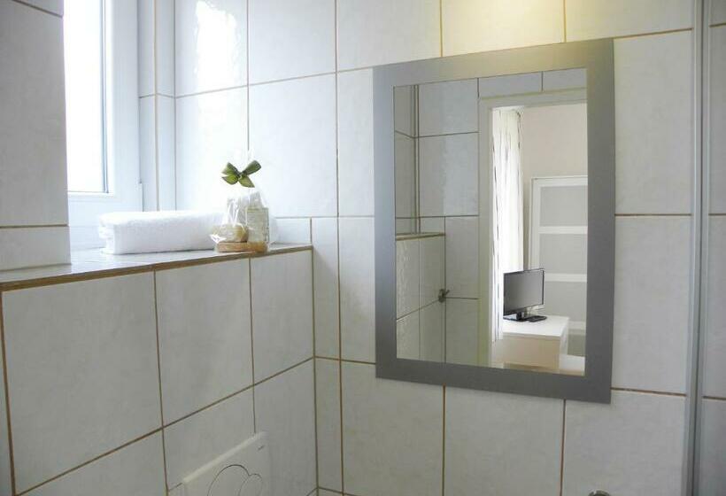 غرفة قياسية فردية مزودة بشُرفة, Landhaus Semmering