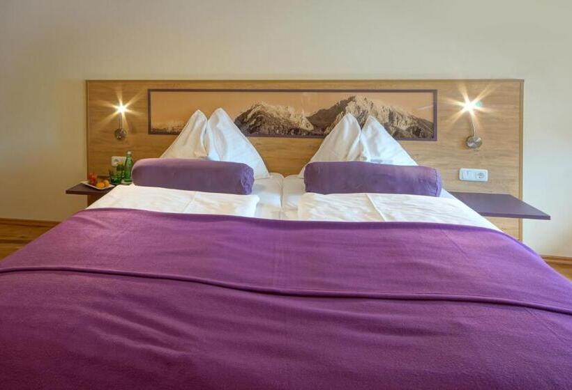 חדר סטנדרט לשלושה, Restaurant Das Rössl