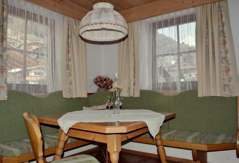 标准间带阳台, Stoanahof