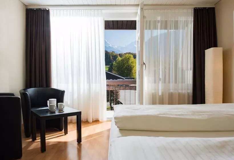 Standard-huone Näkymä, Jungfrau Hotel Annex Alpine Inn