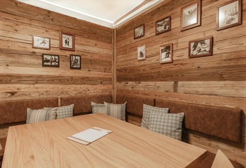 带2个卧室的高级公寓, Rosentalerhof Hotel & Appartements