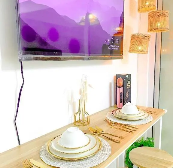 プールビュースイート, Azure Urban Resort, Bicutan By Cozy Crib By Shey