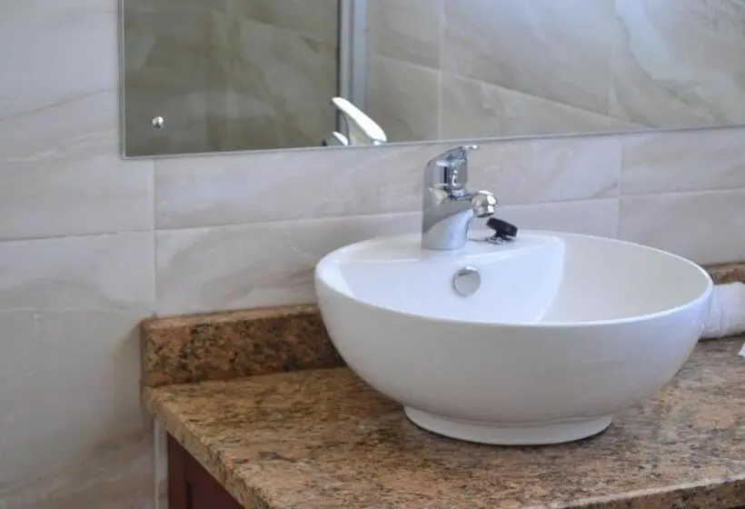 اتاق استاندارد, Pemabwe Guest Lodge