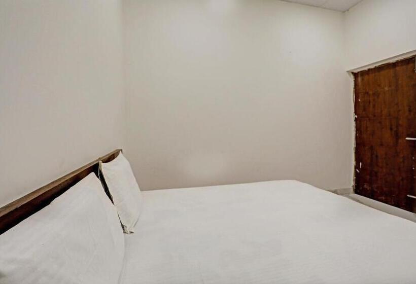 三人经典房间, Oyo Highway Inn