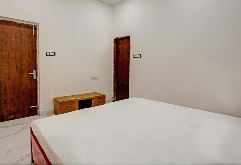 三人经典房间, Oyo Highway Inn