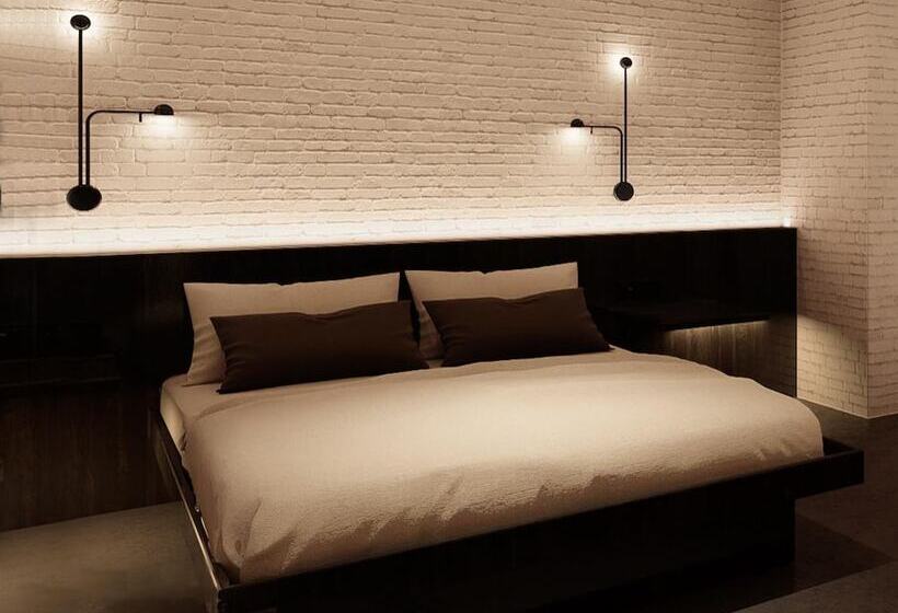 חדר דלוקס, Rez