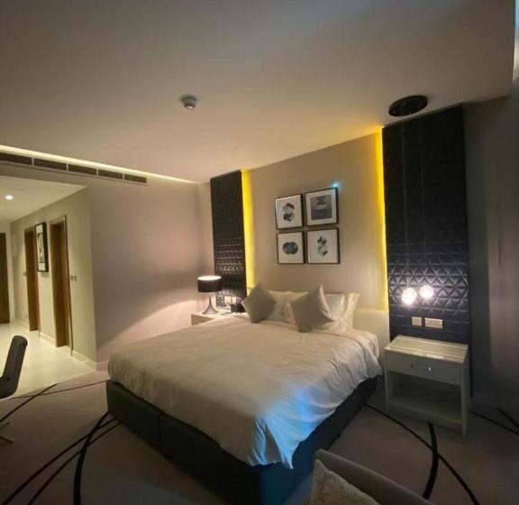 إستوديو قياسى, Suites   Damac Tower Riyadh