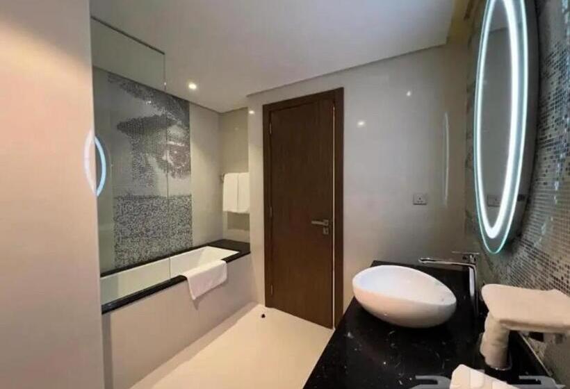 침실 2개 스위트, Suites   Damac Tower Riyadh