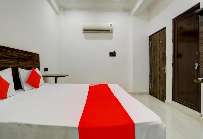 Трехместный Номер Классика, Oyo Flagship Hotel Palacio Palace