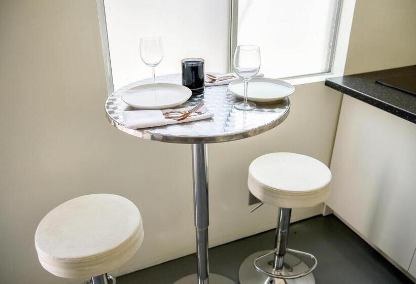 استودیو استاندارد با تراس, Hollywood Guesthouse