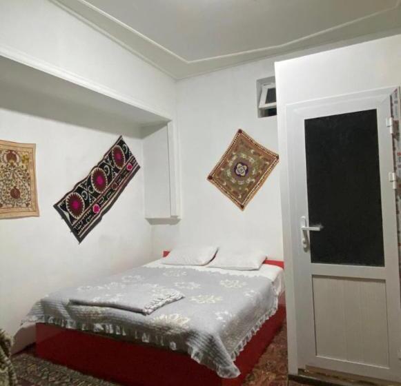 غرفة قياسية, Ozod Guest House