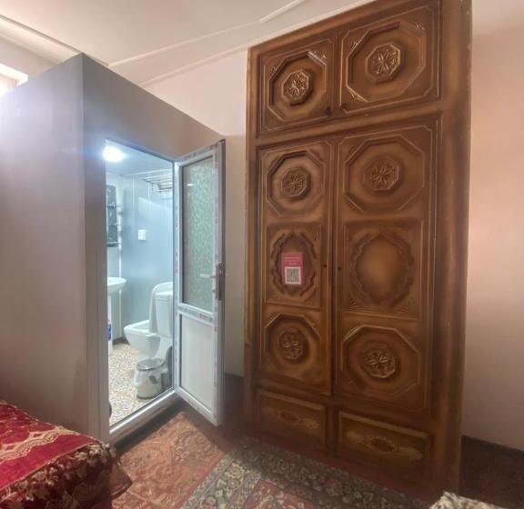 غرفة قياسية, Ozod Guest House