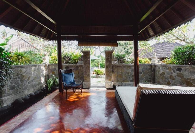 غرفة قياسية, Kishi Kishi Artvilla