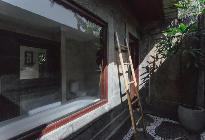 جناح سرير كينج, Kishi Kishi Artvilla