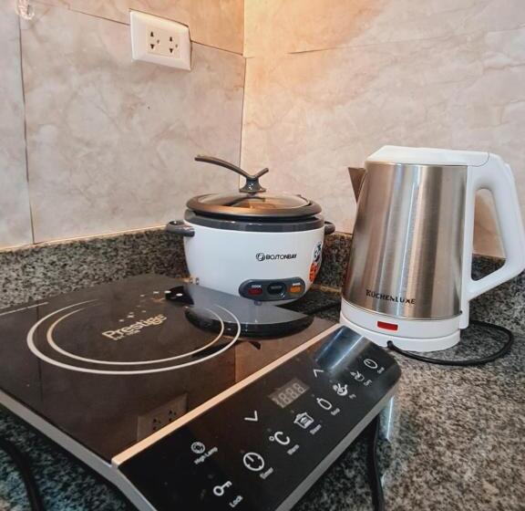 سوئیت با بالکن, Janz Davao Condo Staycation Near Davao Airport