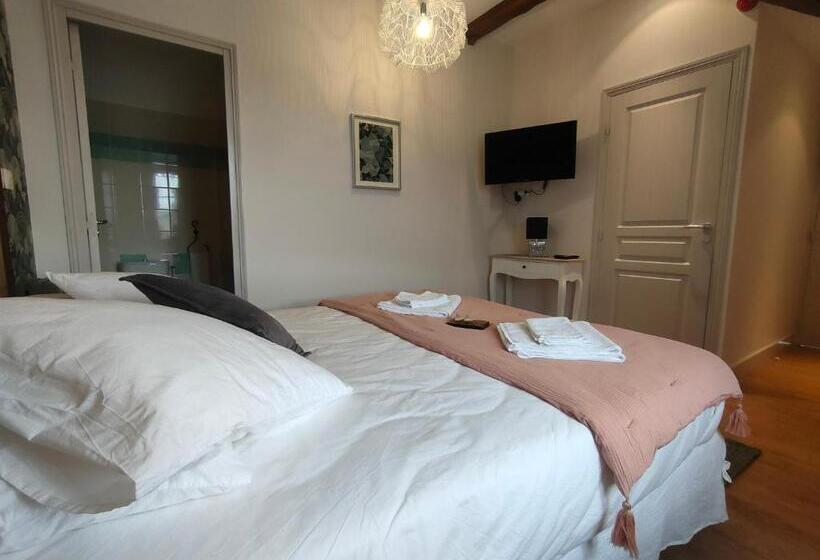 Номер Стандарт, Auberge Des Colettes